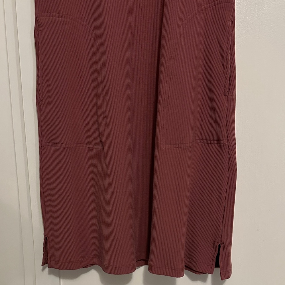 Small Woolx Harlowe Short Sleeve merino Dress - Picture 11 of 11